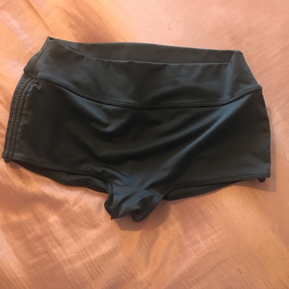 Blue Victoria’s secret gym to swim ruched booty shorts - Picture 2 of 6